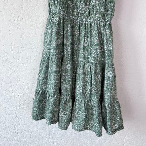 Hollister Green Floral Short Sleeve Mini Dress with Shorts size XXSP Cottagecore - Picture 9 of 9